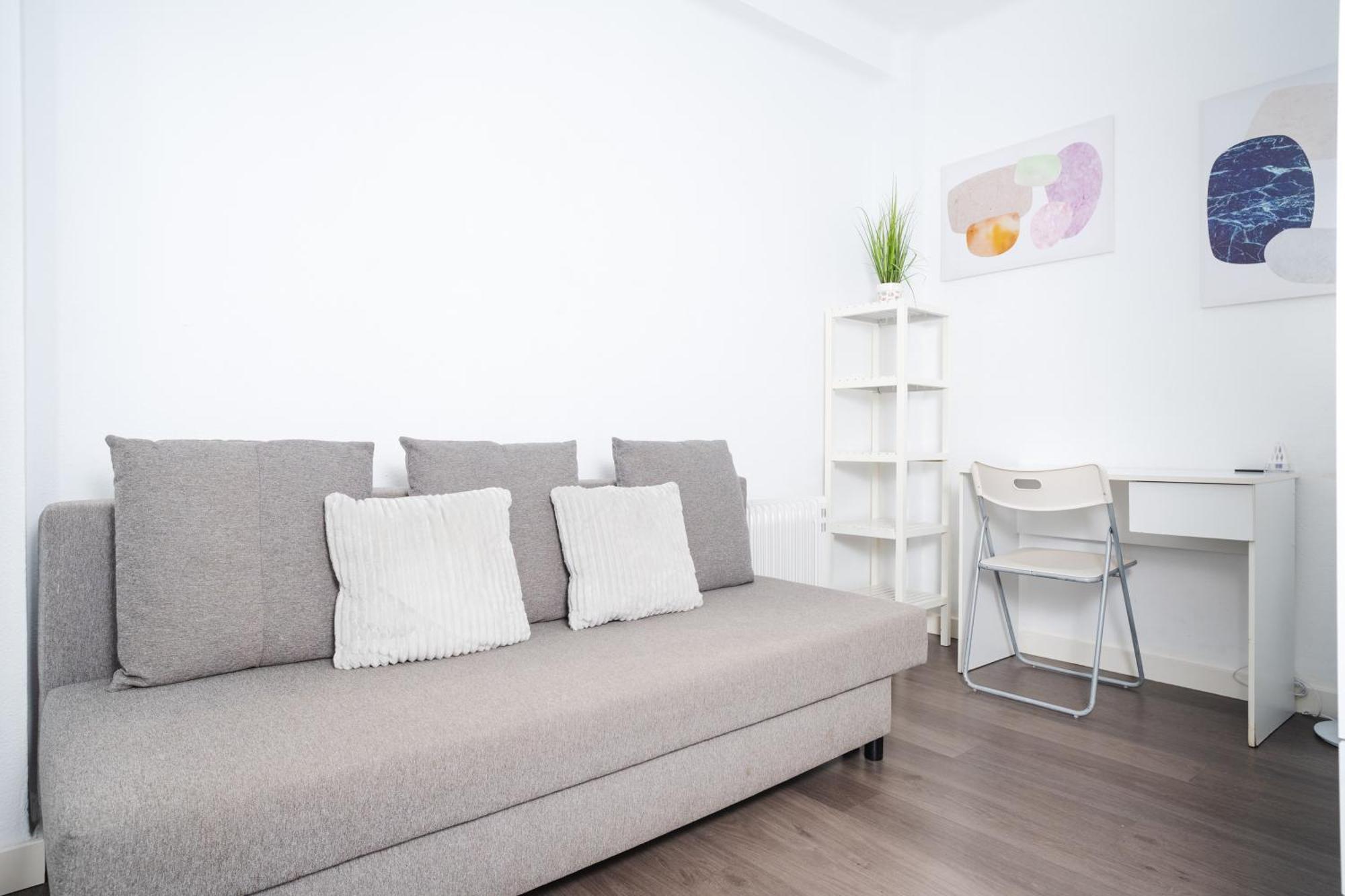 Acogedor Piso Con Balcon Lägenhet Sevilla Exteriör bild